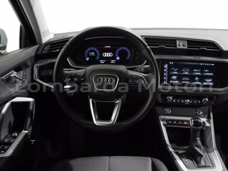 AUDI Q3 45 1.4 tfsi e business s-tronic