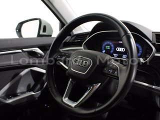 AUDI Q3 45 1.4 tfsi e business s-tronic