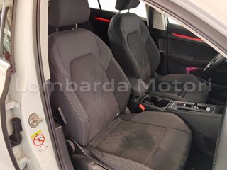 VOLKSWAGEN Golf 1.4 tsi ehybrid style 204cv dsg