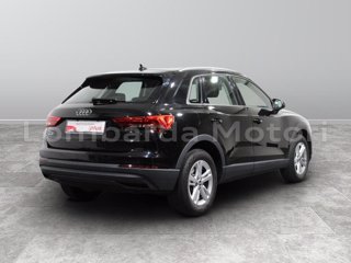 AUDI Q3 35 1.5 tfsi mhev business s-tronic