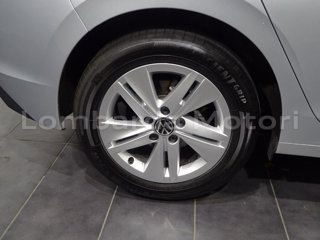 VOLKSWAGEN Golf 1.0 tsi evo life 110cv