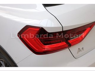 AUDI A1 citycarver 30 1.0 tfsi admired 110cv s-tronic