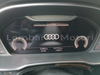 AUDI Q3 35 2.0 tdi identity black s-tronic