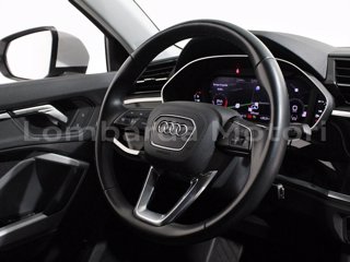 AUDI Q3 35 1.5 tfsi s-tronic