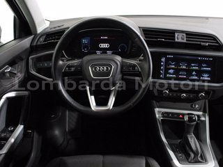 AUDI Q3 45 1.4 tfsi e business s-tronic