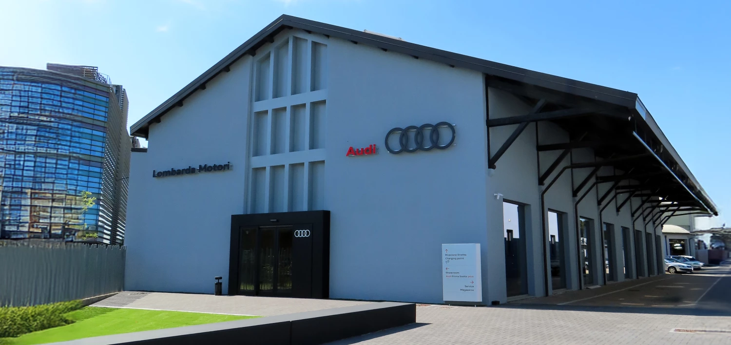 Audi Showroom Concept Milano Esterno (1)